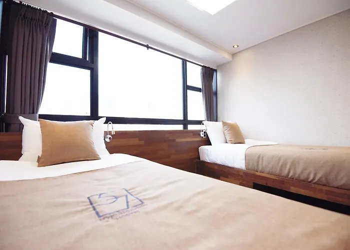57 Myeongdong Hostel *