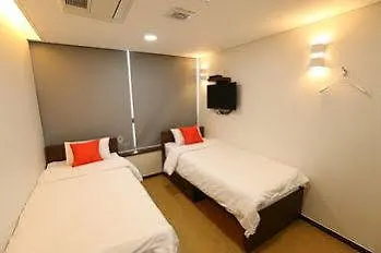 Hostel 57 Myeongdong *