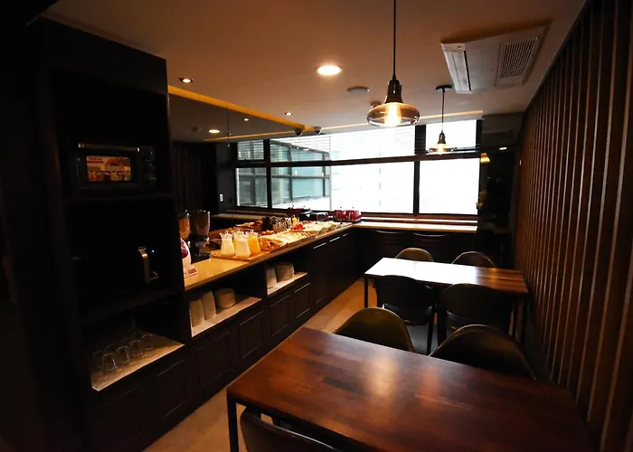 Albergue 57 Myeongdong *